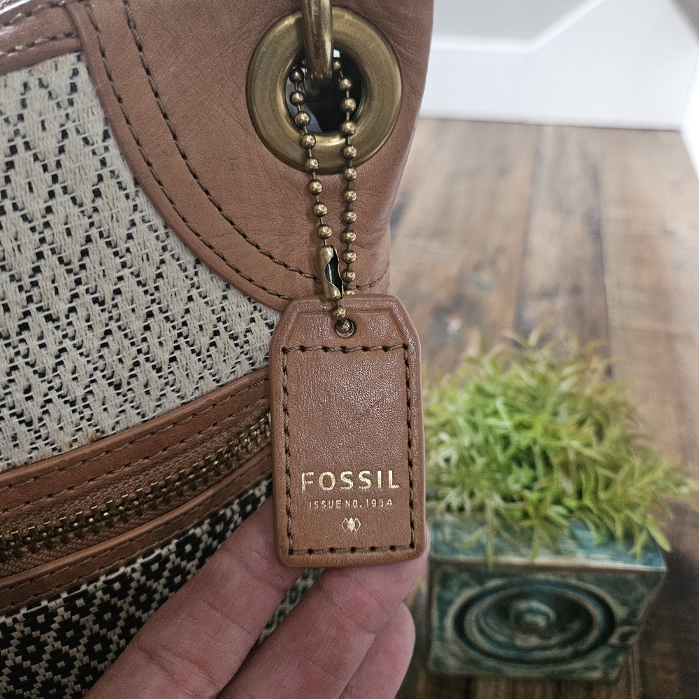 Fossil Black and Tan Shoulder Bag - Picture 3 of 14
